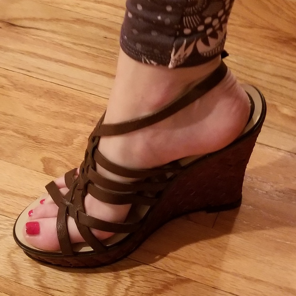 Brown 4 inch wedge strappy sandals